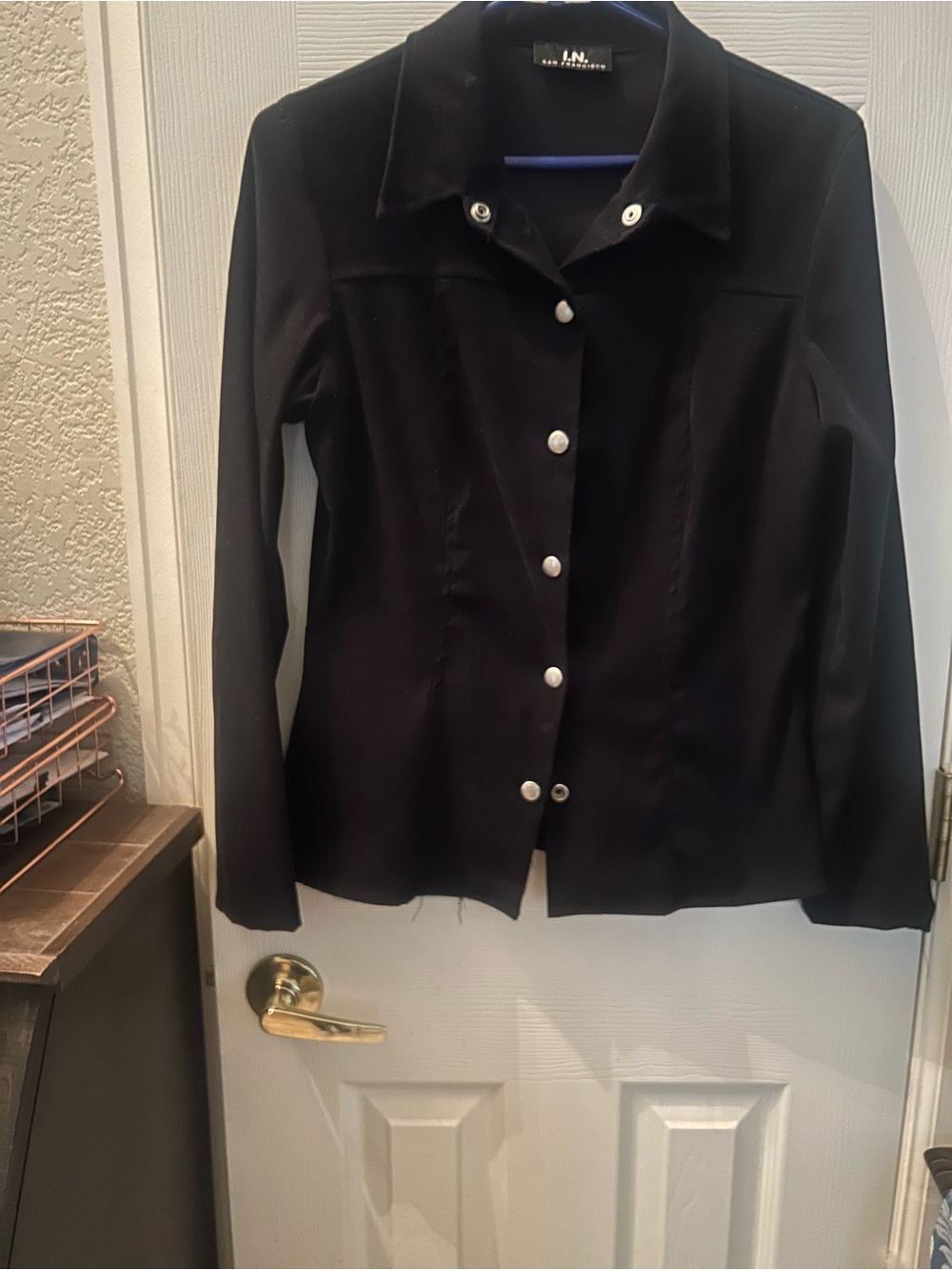 I.N. San Francisco Black Button-Down Shirt Jacket size M ( gold metal buttons)